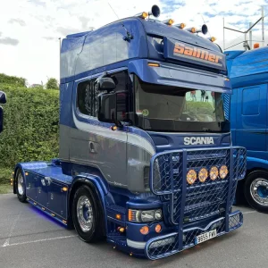 Mod 099000A+ / Salmer