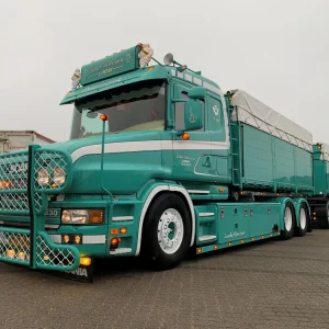 Mod R142049Z+ / Jakob Pedersen